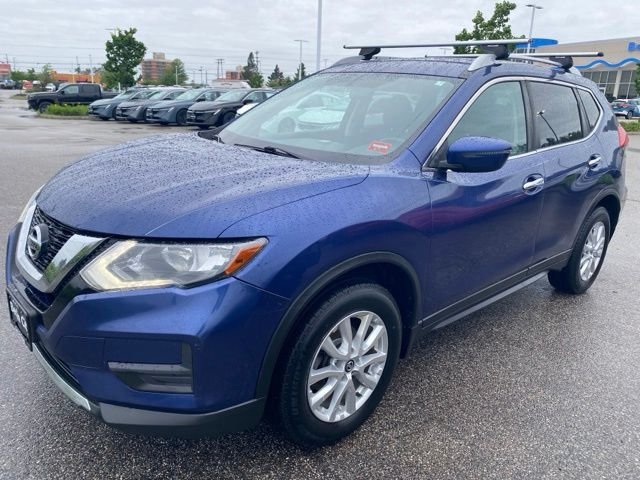 Used 2017 Blue Nissan SV image 9