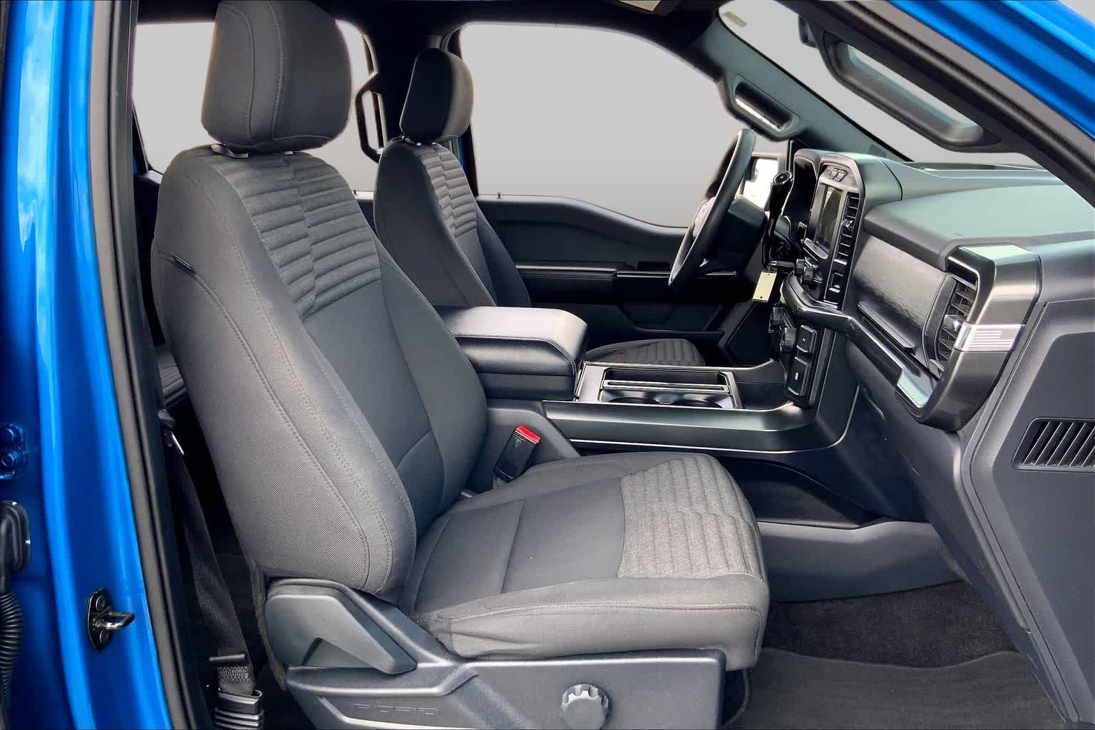 Used 2021 Velocity Blue Ford XL image 10