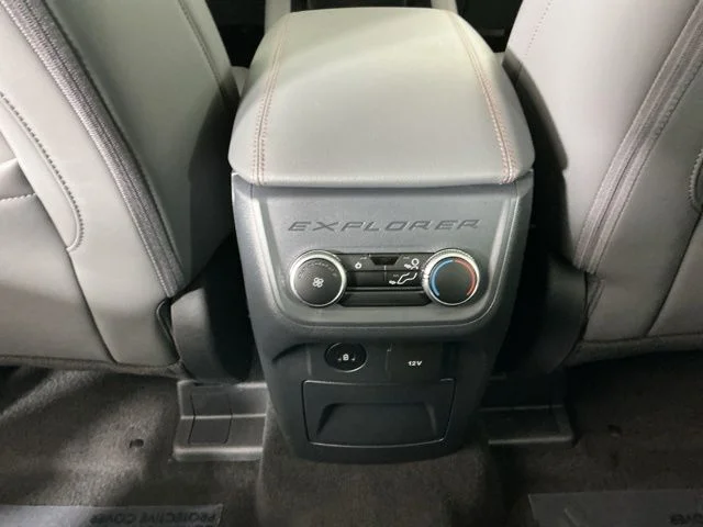 Used 2026 Vapor Blue Ford Active image 26