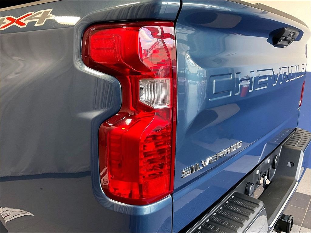 Used 2024 Blue Chevrolet LT image 34