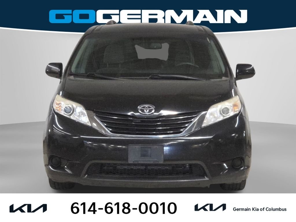 Used 2015 Toyota Sienna LE with VIN 5TDKK3DC8FS563490 for sale in Columbus, OH