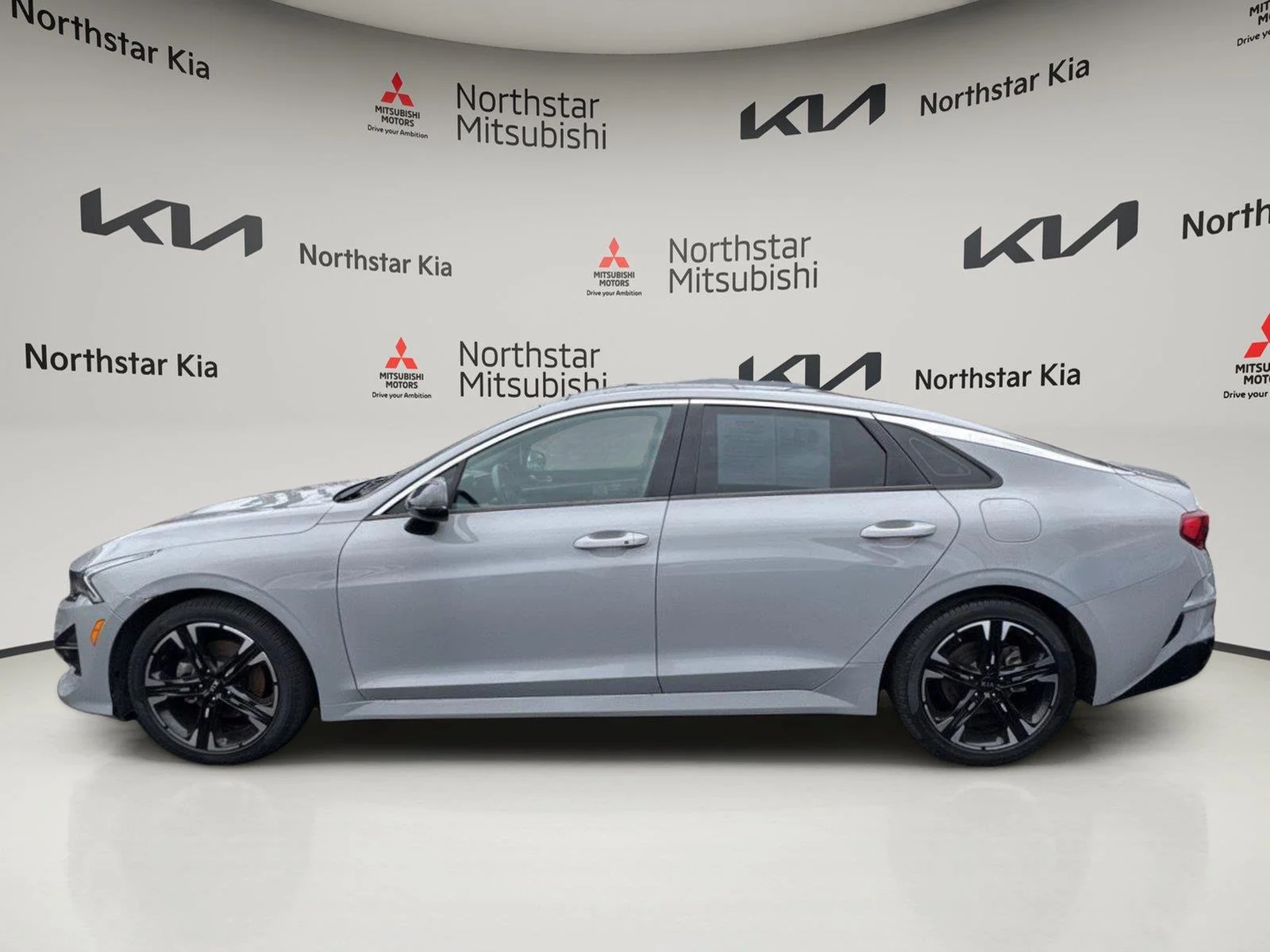 Used 2021 Wolf Gray Kia GT-Line image 3