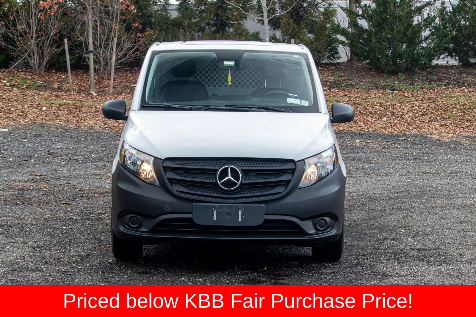 Used 2018 Mercedes-Benz Metris Cargo Van Base with VIN WD3PG3EAXJ3410778 for sale in Commack, NY