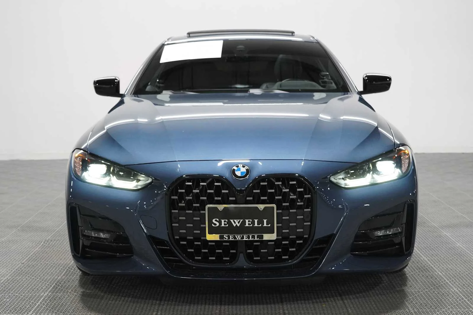 Used 2022 Arctic Race Blue metallic BMW 430i image 2