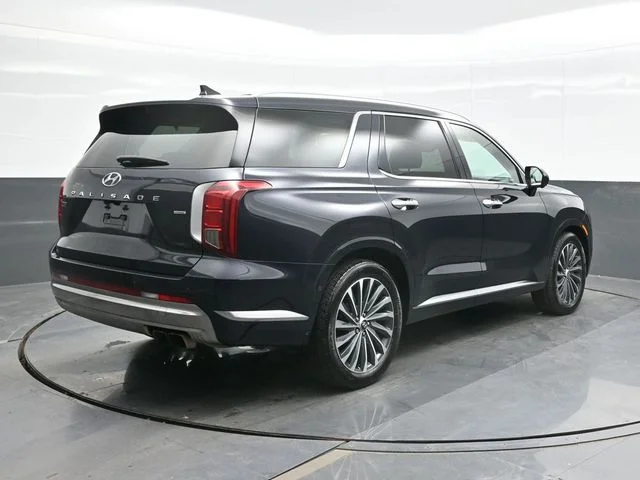 Used 2024 White Hyundai Calligraphy image 9