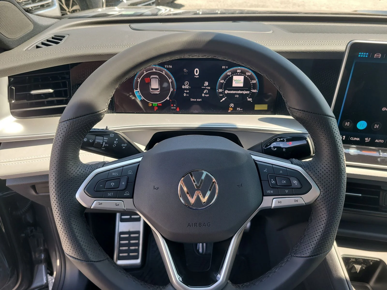 New 2026 Platinum Gray Metallic Volkswagen 2.0T SE R-Line Black image 28