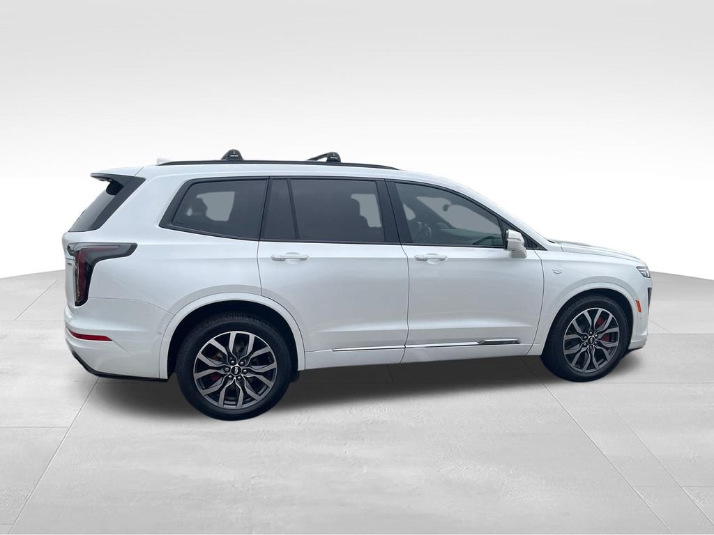 Used 2023 White Cadillac Sport image 6