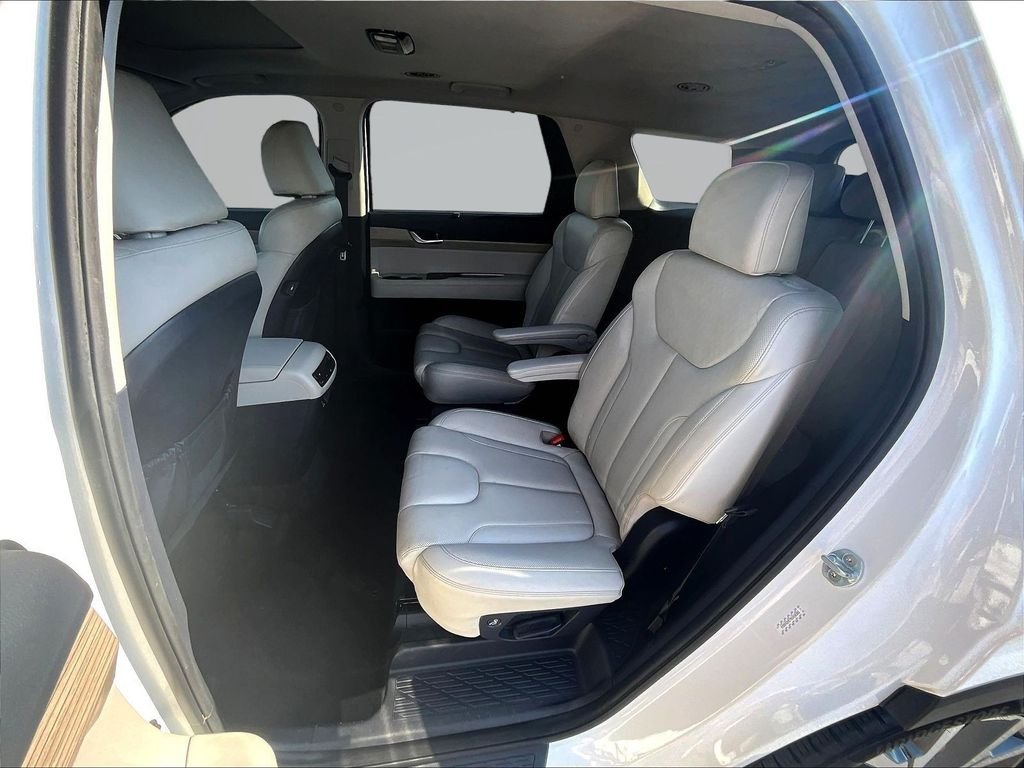 Certified Used 2022 White Hyundai SEL image 26