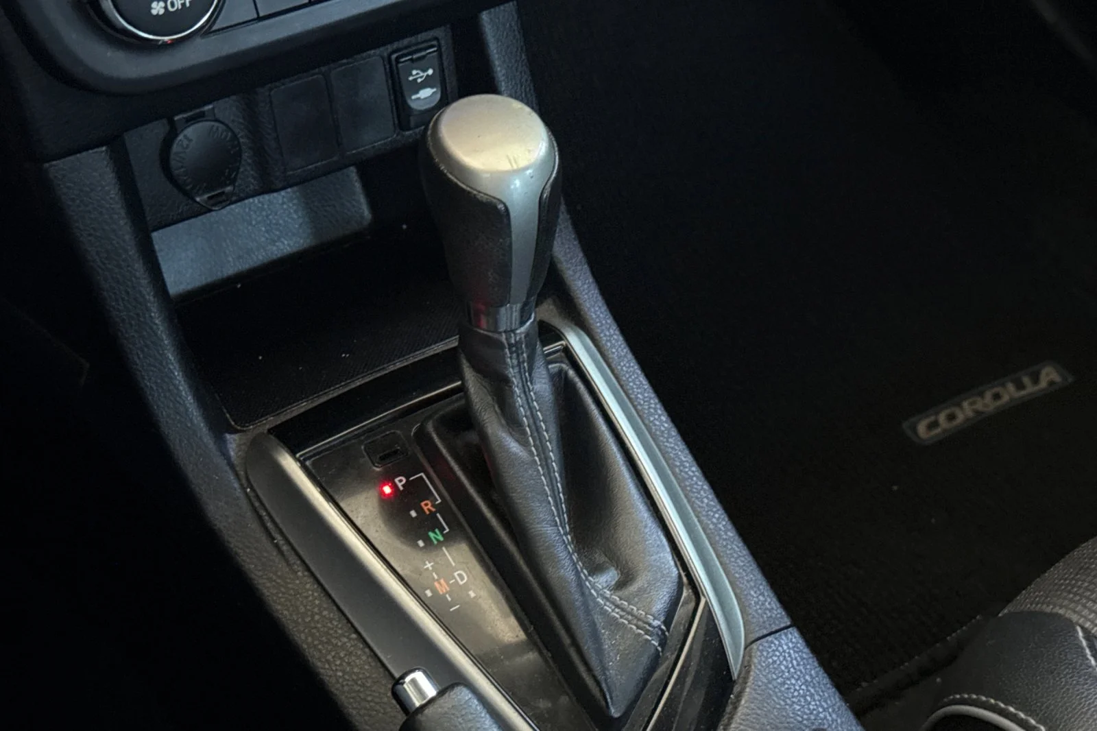 Used 2015 Black Sand Toyota S Plus image 20