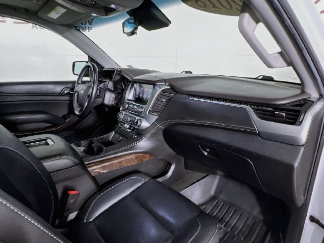 2018 Chevrolet Suburban LT - Photo 44