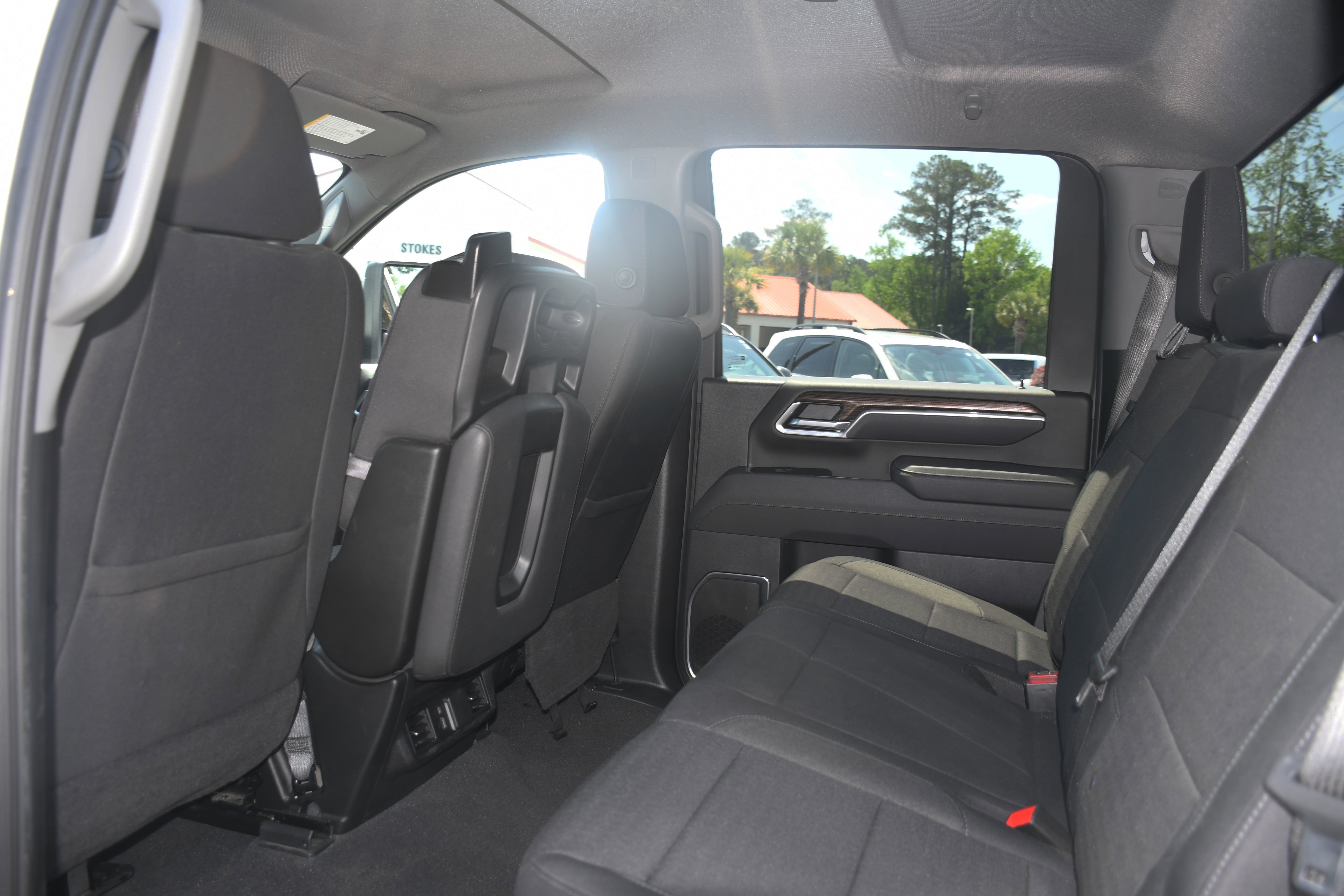 Used 2025 White Chevrolet LT image 14