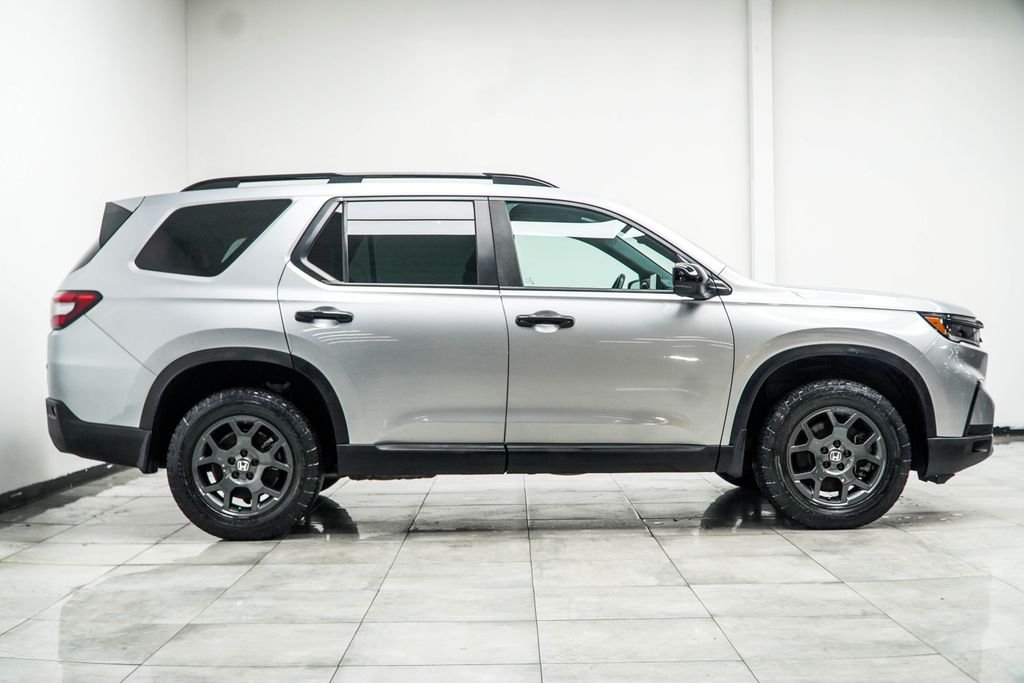Used 2023 Silver Honda TrailSport image 6