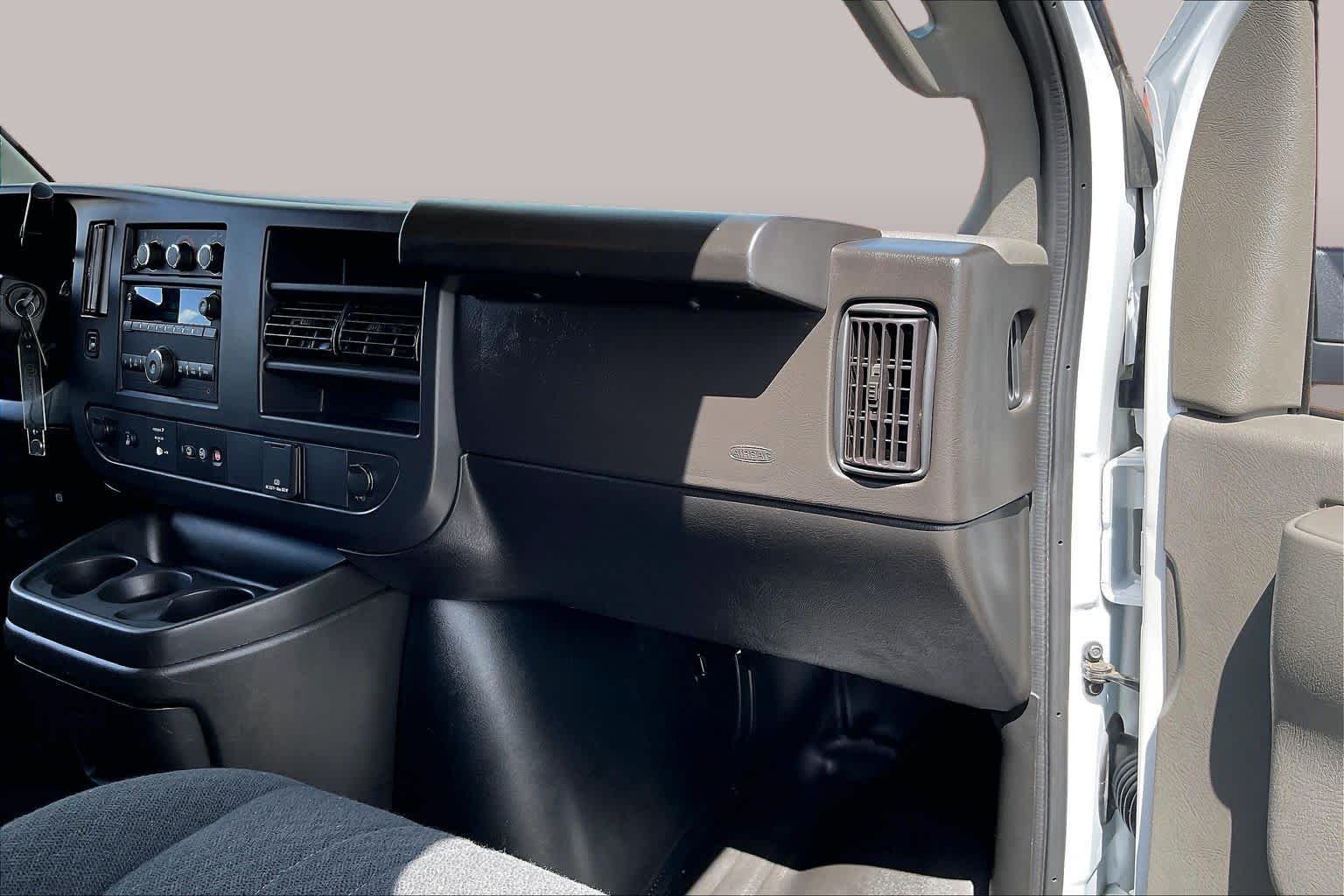 Used 2024 Summit White Chevrolet WT image 16