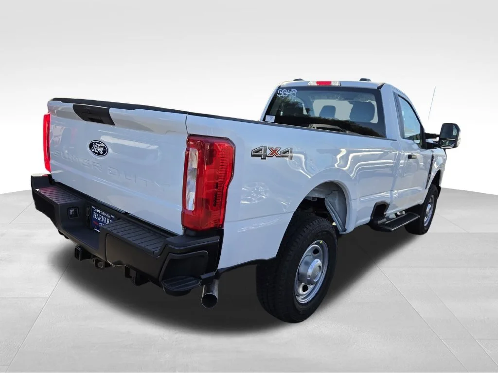New 2027 Oxford White Ford F-350® XL image 3