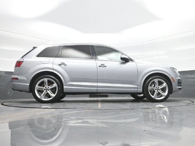 Used 2019 Silver Audi 55 Prestige image 25