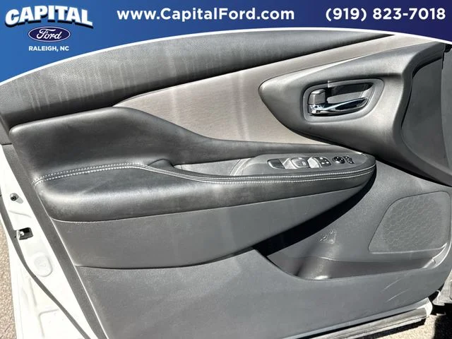 Used 2023 White Nissan SV image 20