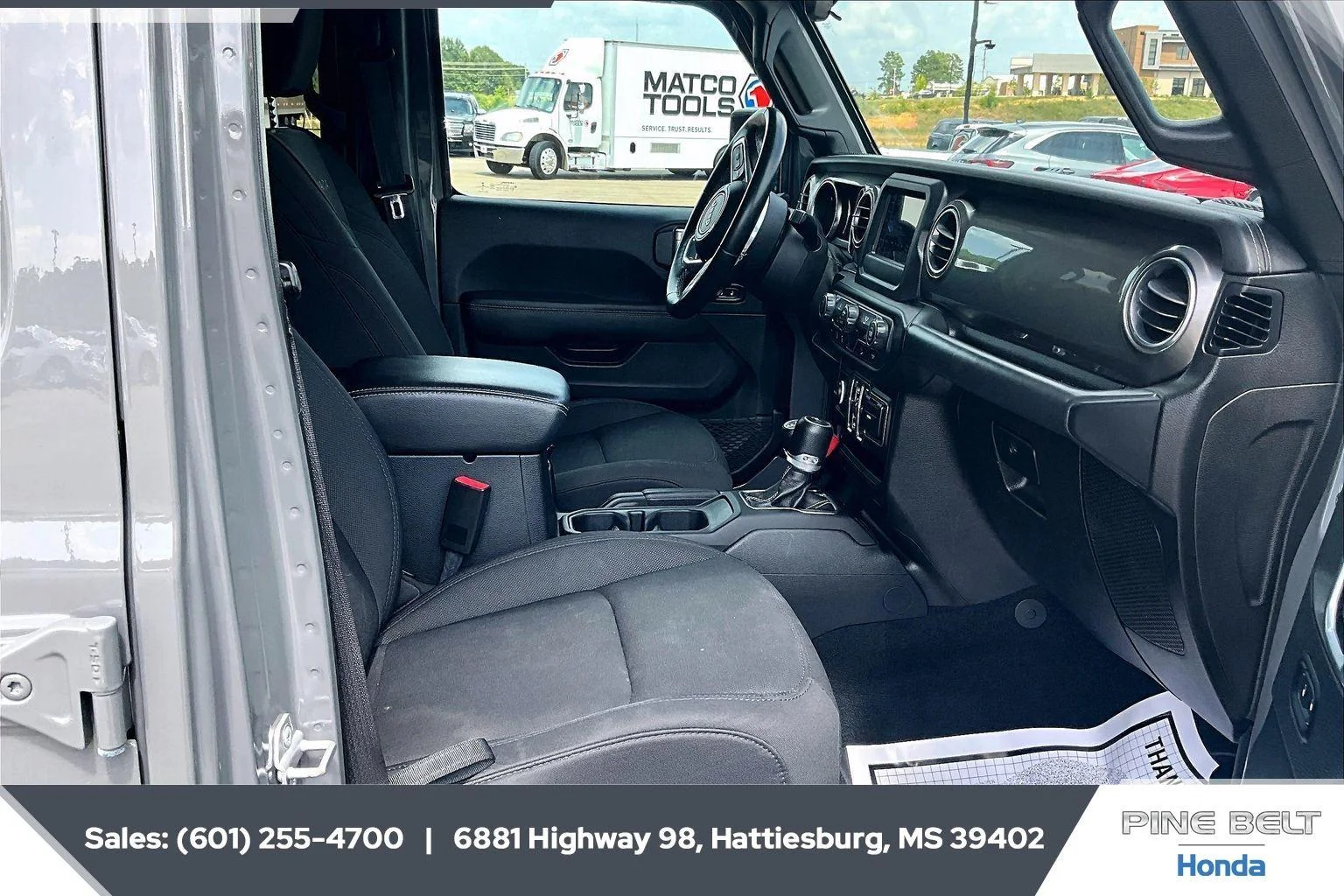 Used 2020 Sting-Gray Clearcoat Jeep Sahara image 6