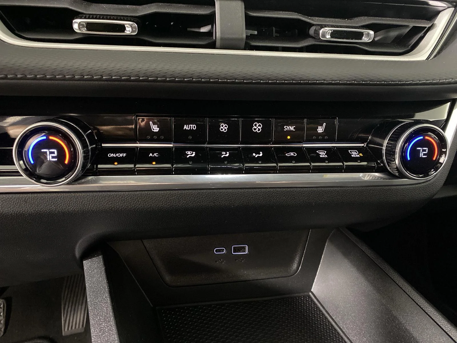 New 2026 Summit White Chevrolet LT image 19