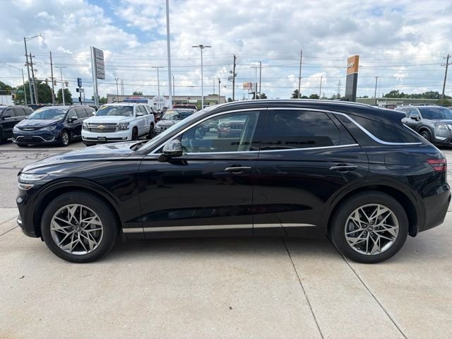 Used 2023 Black Genesis 2.5T image 5