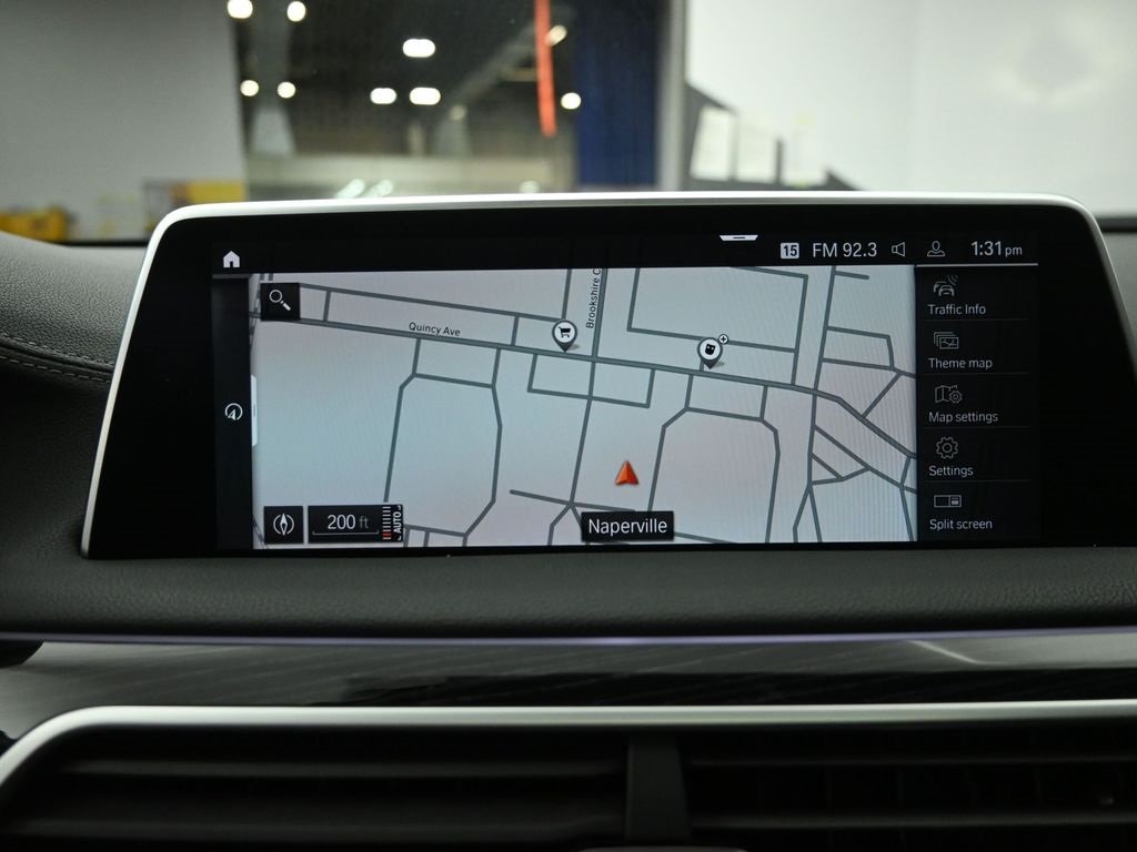 2022 BMW 750LI - Image 12