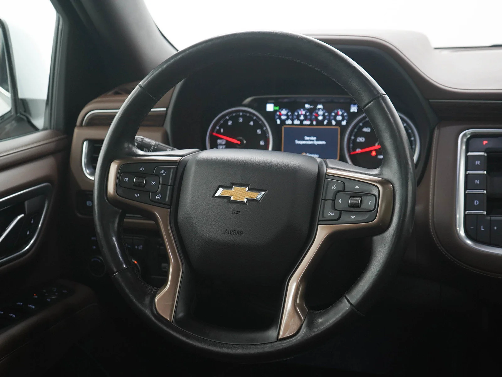 Used 2021 IRIDESCENT PEARL TRICOAT Chevrolet High Country image 16