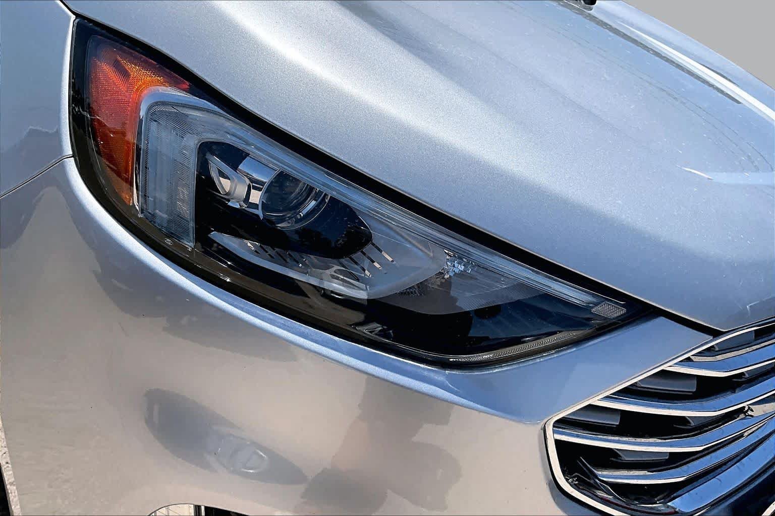 Used 2019 Ingot Silver Ford SEL image 27