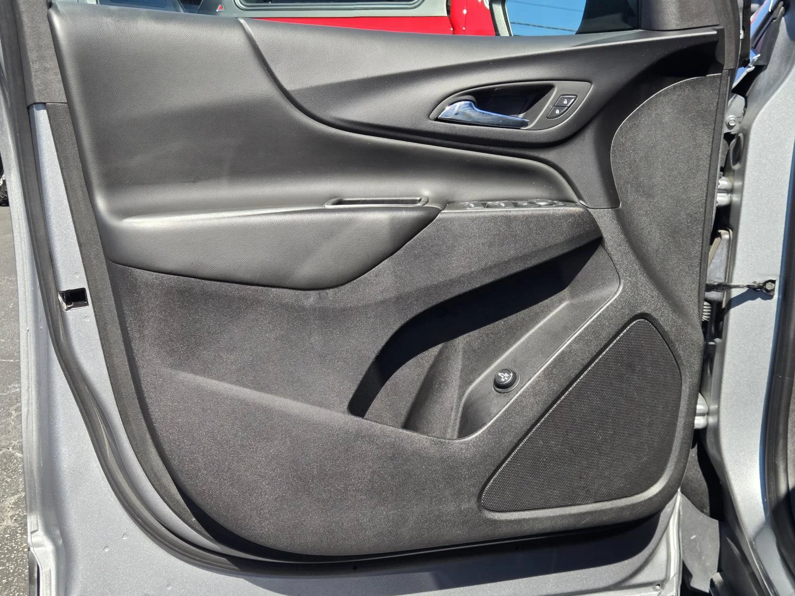 Used 2024 Sterling Gray Metallic Chevrolet LT image 19