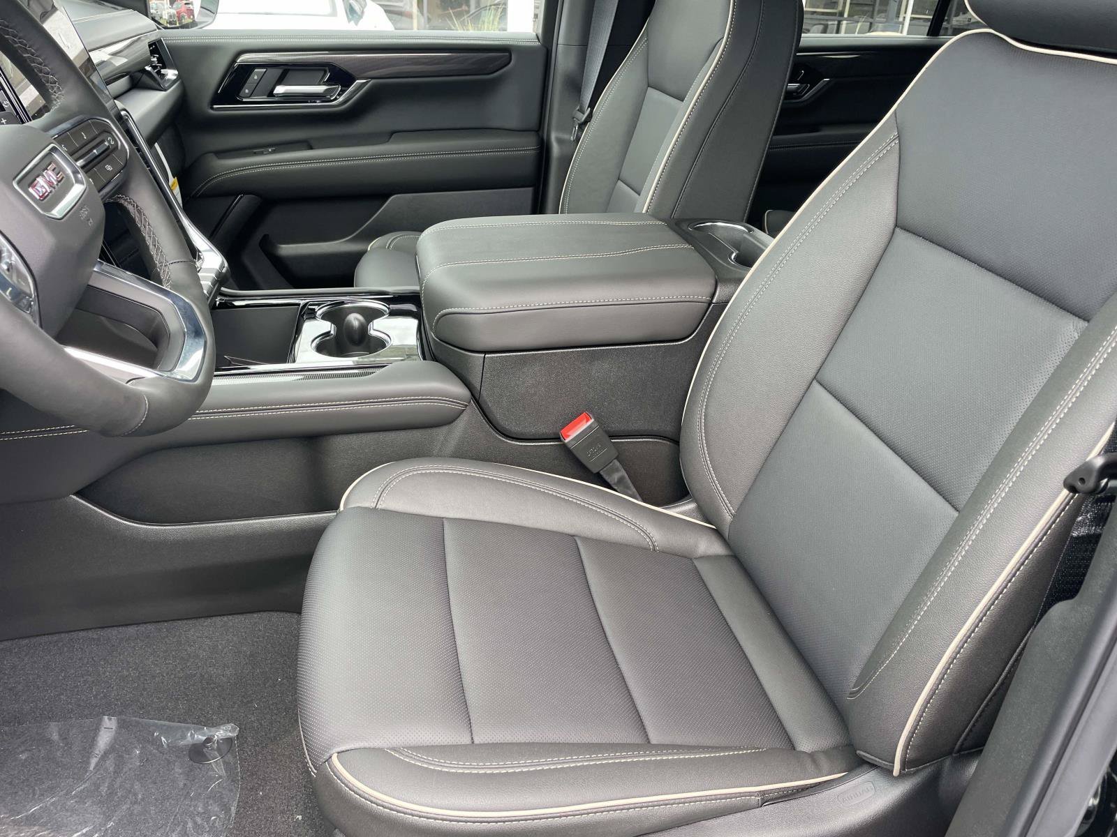 2026 GMC Yukon XL Elevation - Photo 21