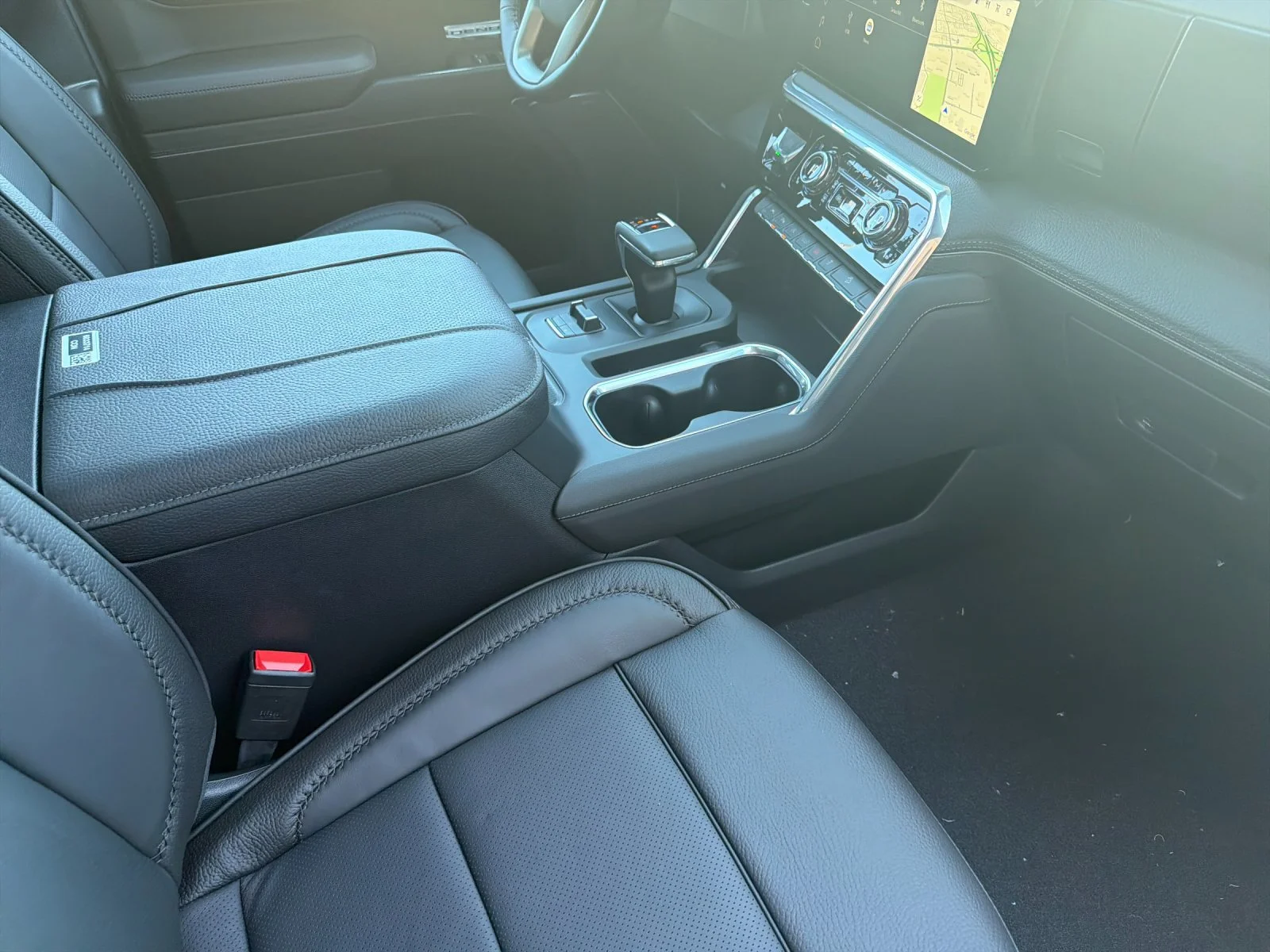 2026 GMC Sierra 1500 Denali - Photo 14