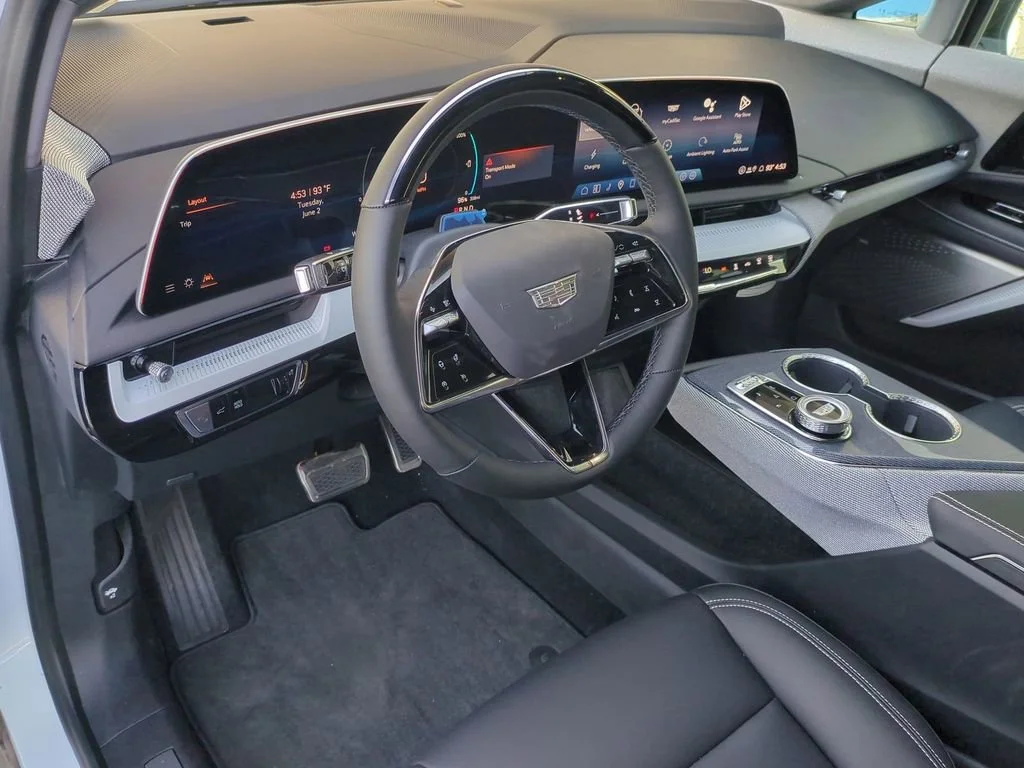2026 Cadillac OPTIQ Luxury - Photo 11
