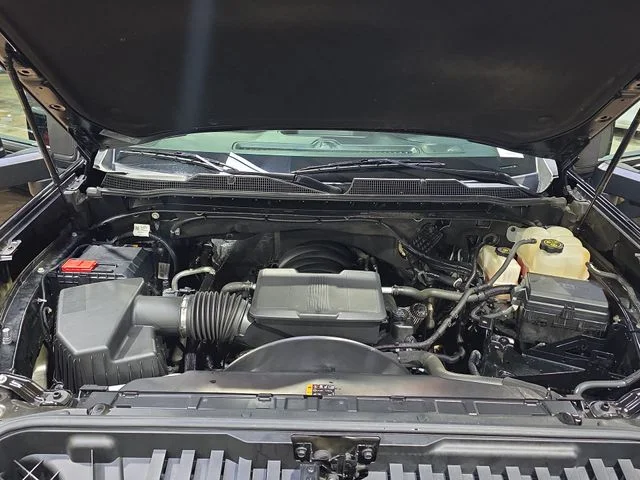 Used 2024 Black Chevrolet Custom image 30
