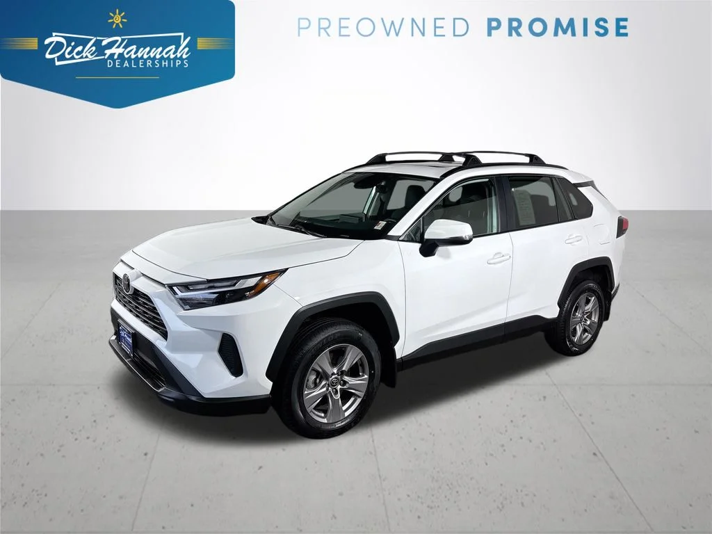 2025 Toyota RAV4 XLE AWD's photo