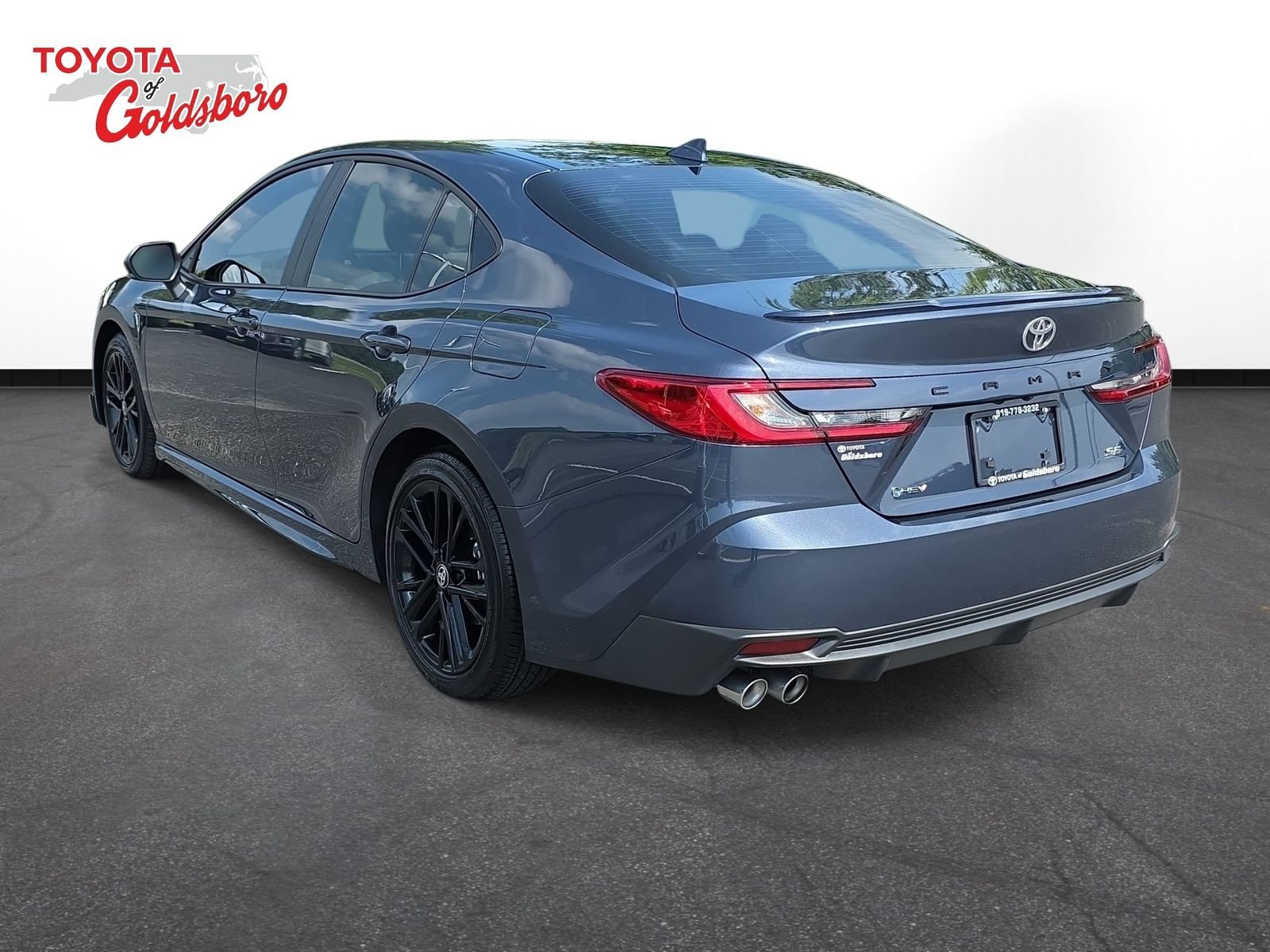 Used 2026  Toyota SE image 7