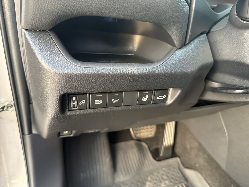 2021 Toyota RAV4 XSE - Photo 11