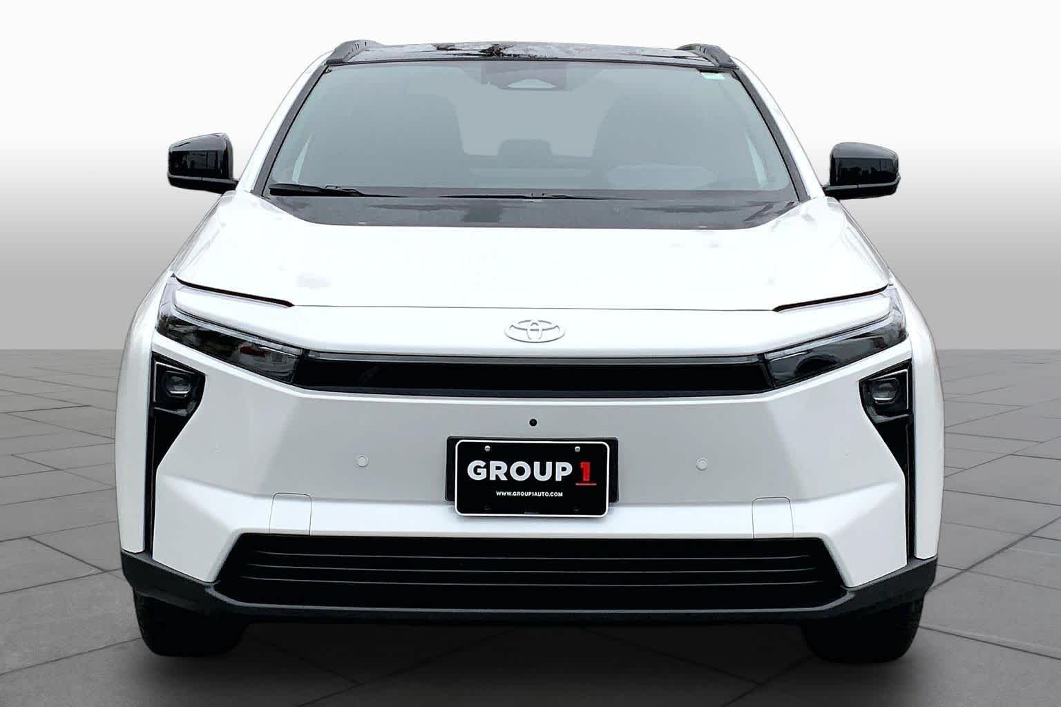 New 2026 Wind Chill Pearl Toyota Limited image 3