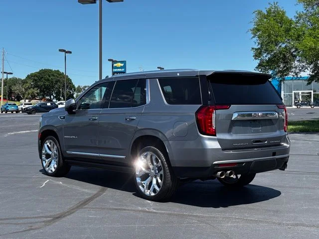 Used 2022 Gray GMC Denali image 5
