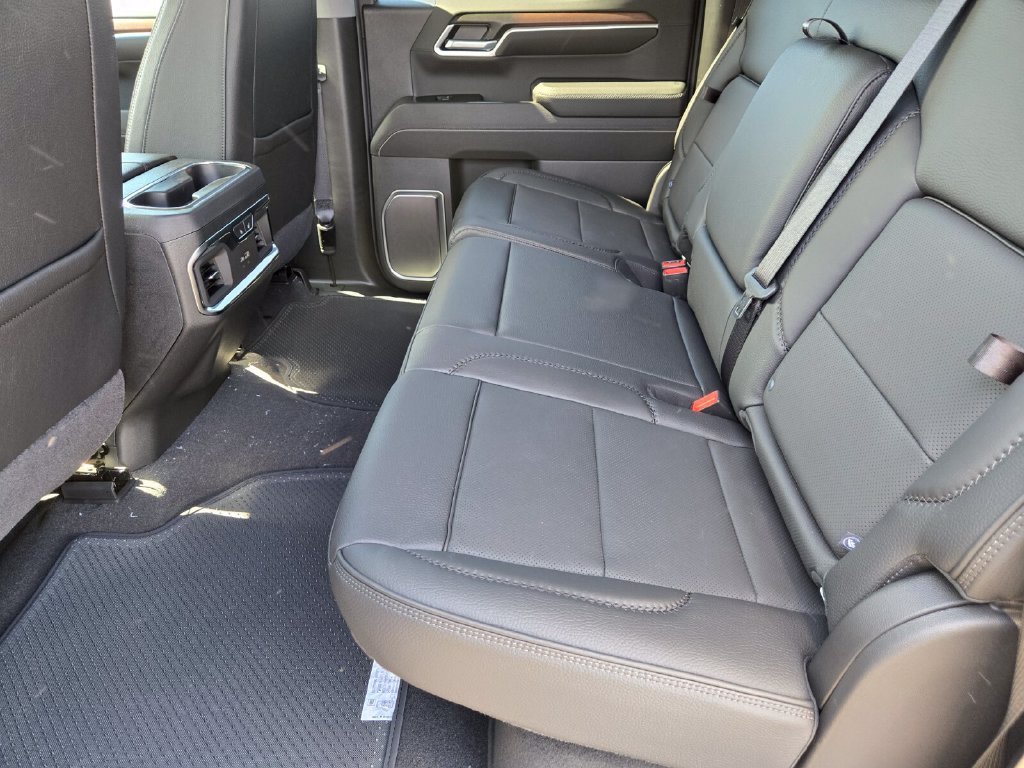 2026 GMC Sierra 1500 Denali - Photo 10