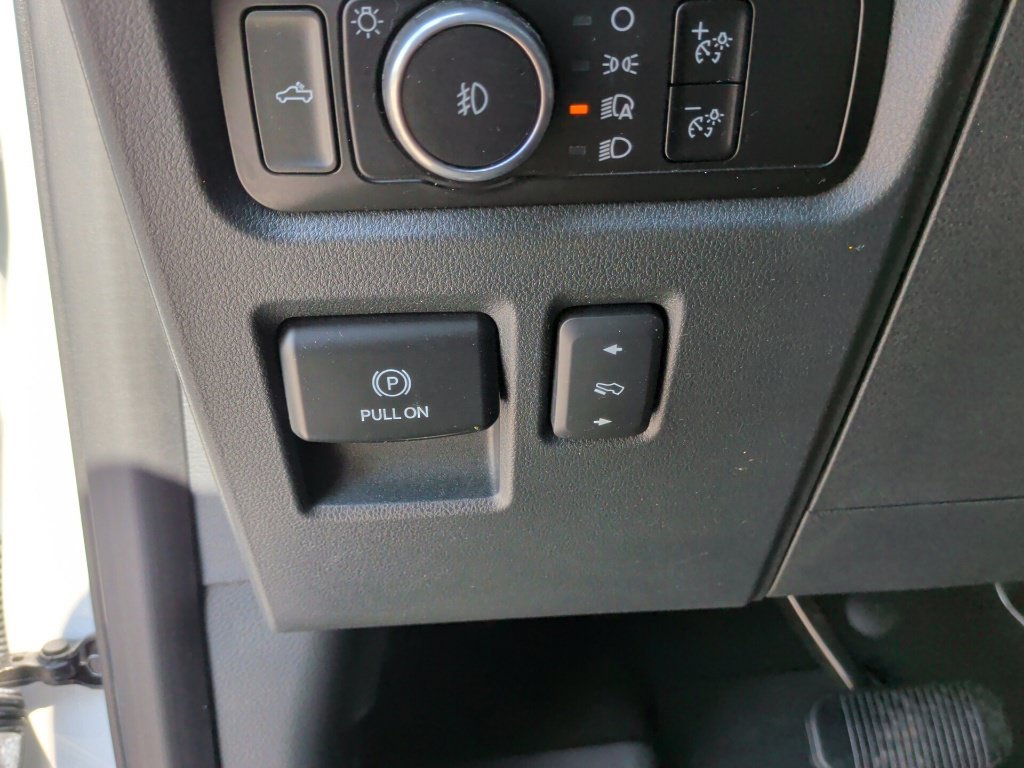 Used 2023 Oxford White Ford Lariat image 16