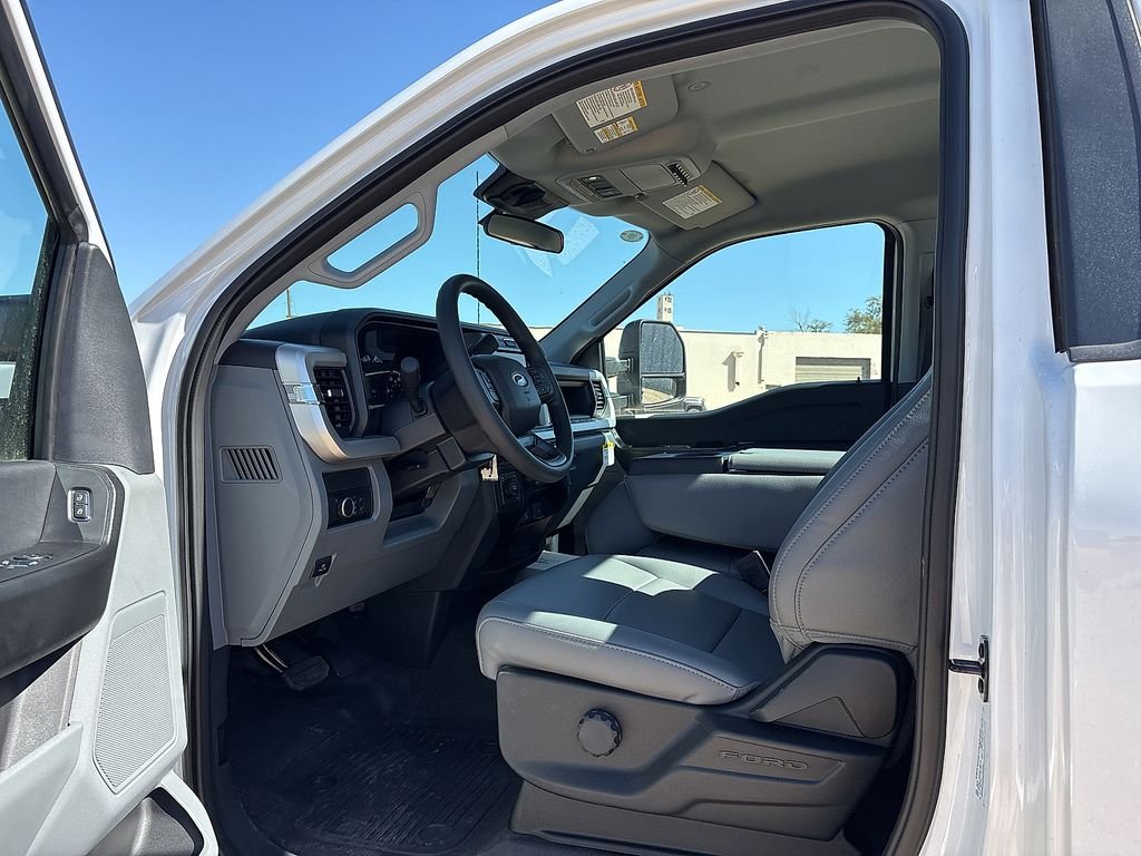 New 2026 White Ford XL image 19