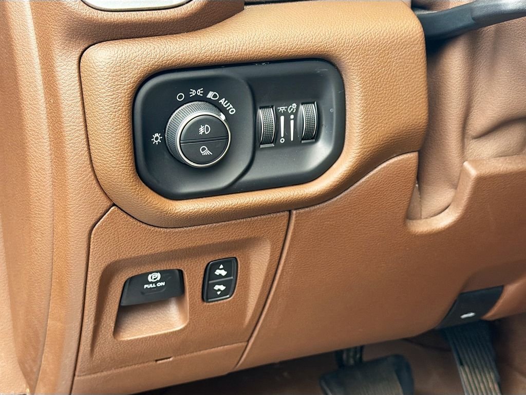 Used 2021 Blue Ram Laramie image 10