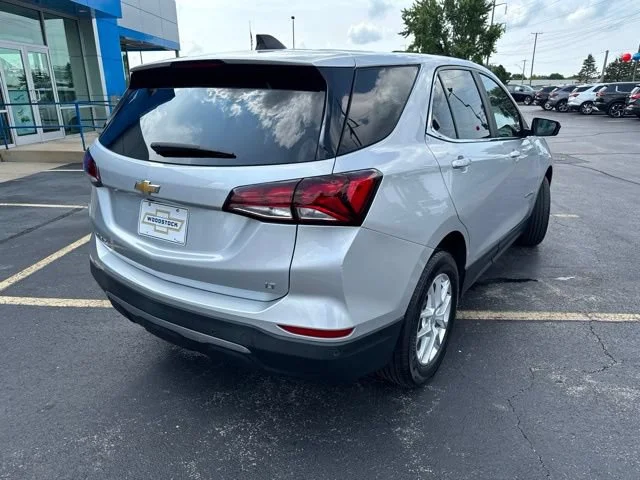 2022 Chevrolet Equinox LT - Photo 3
