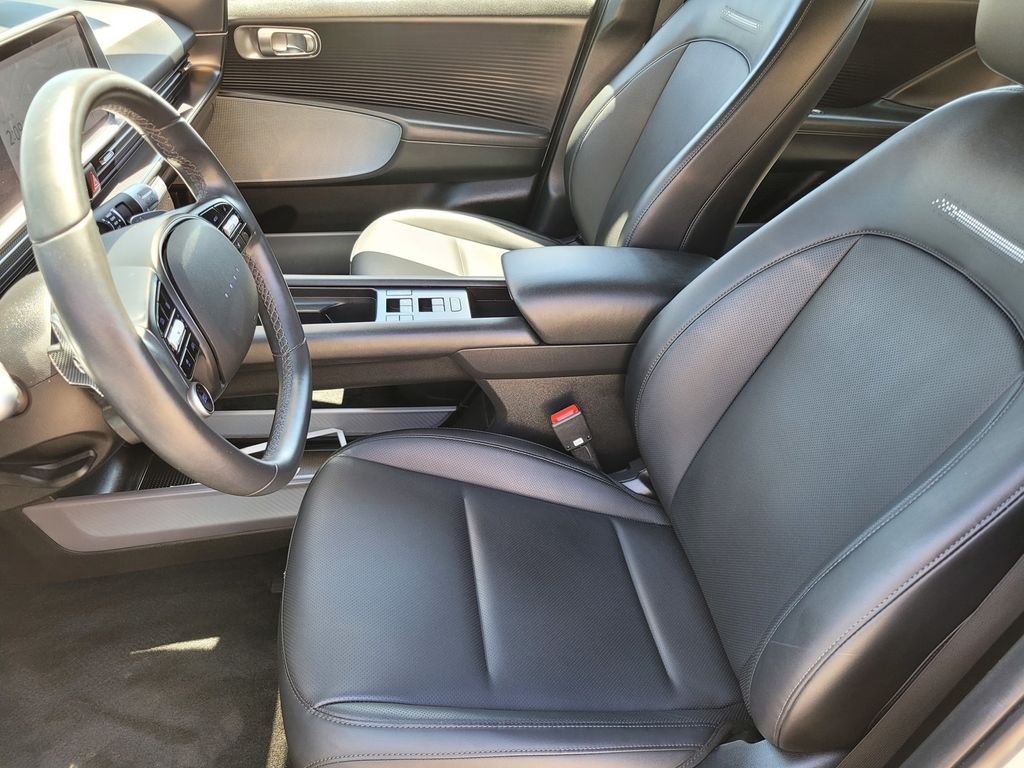 Certified Used 2024 White Hyundai SEL image 16