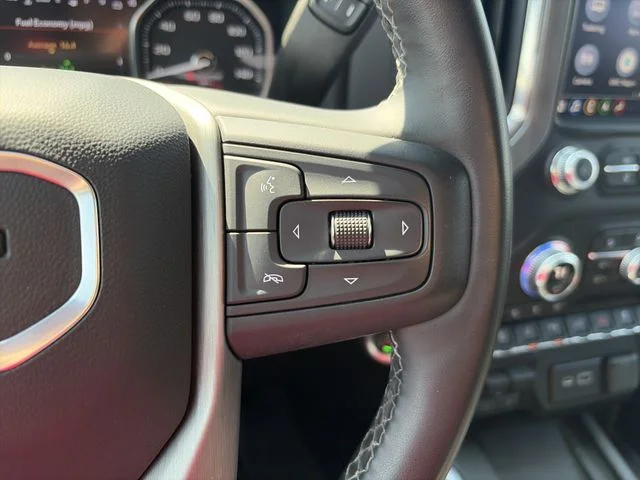 Used 2023 White GMC Denali image 25