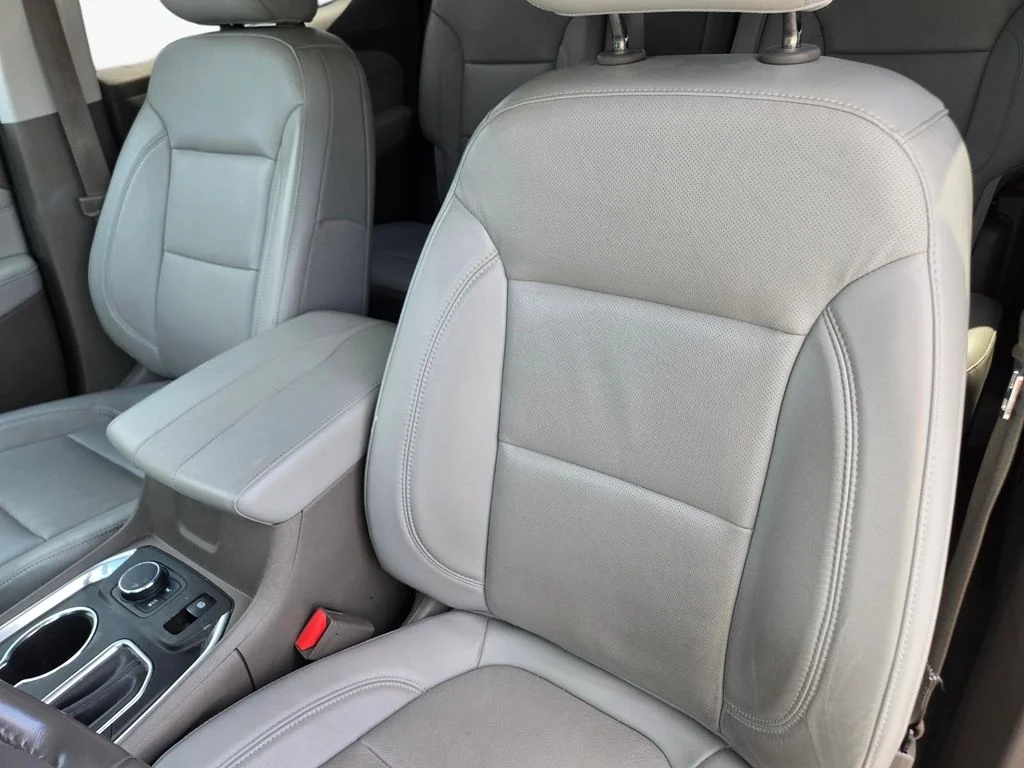 Used 2019 Beige Chevrolet Premier image 16