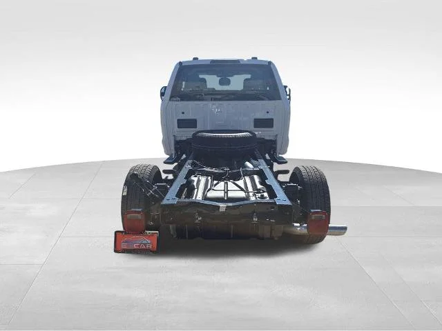 New 2026 Oxford White Ford F-350® XL image 35