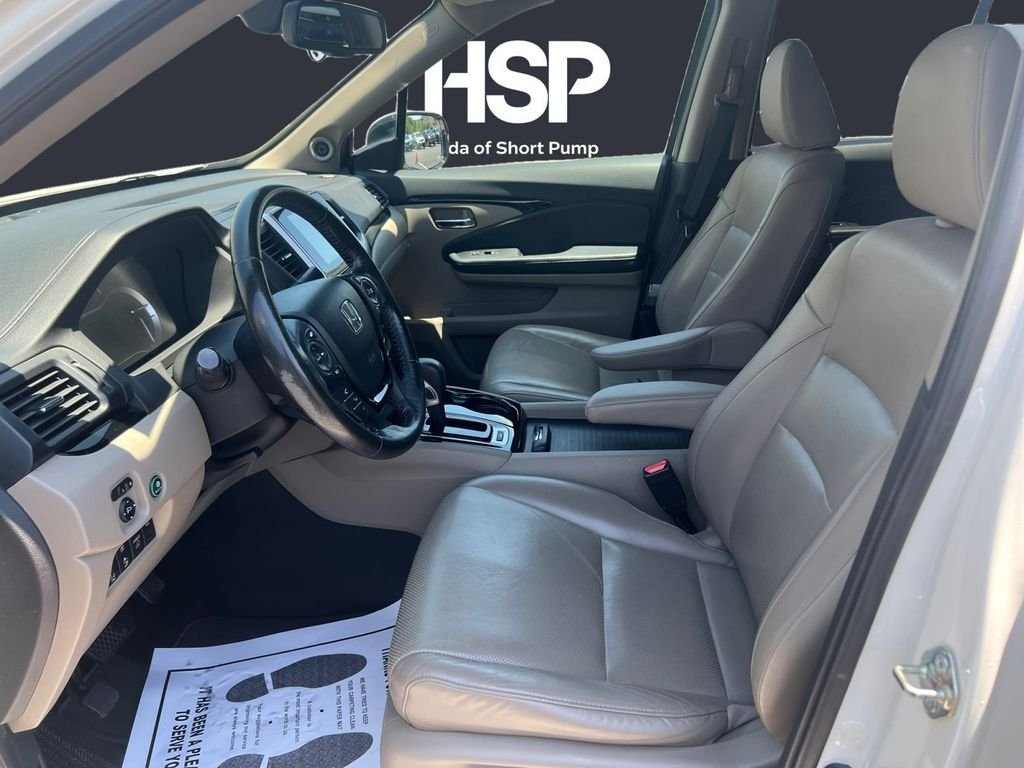 Used 2019 Platinum White Pearl Honda RTL-E image 9