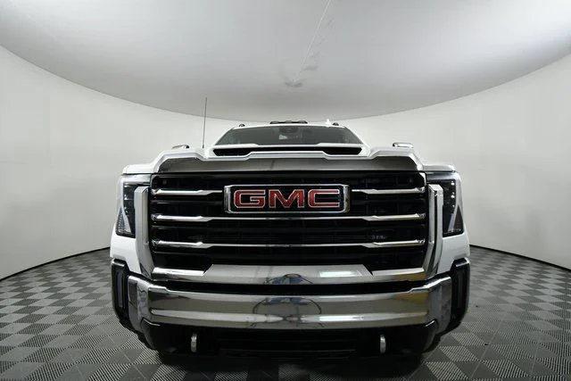 2024 GMC Sierra 3500HD SLT - Photo 7