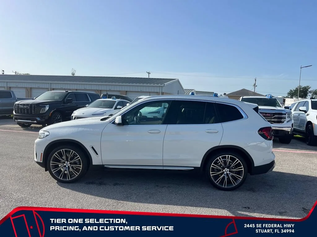 Used 2023 White BMW sDrive30i image 8