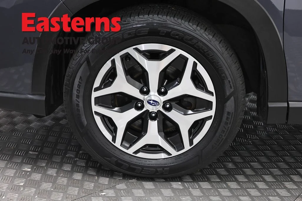 Used 2022 Gray Subaru Premium image 33
