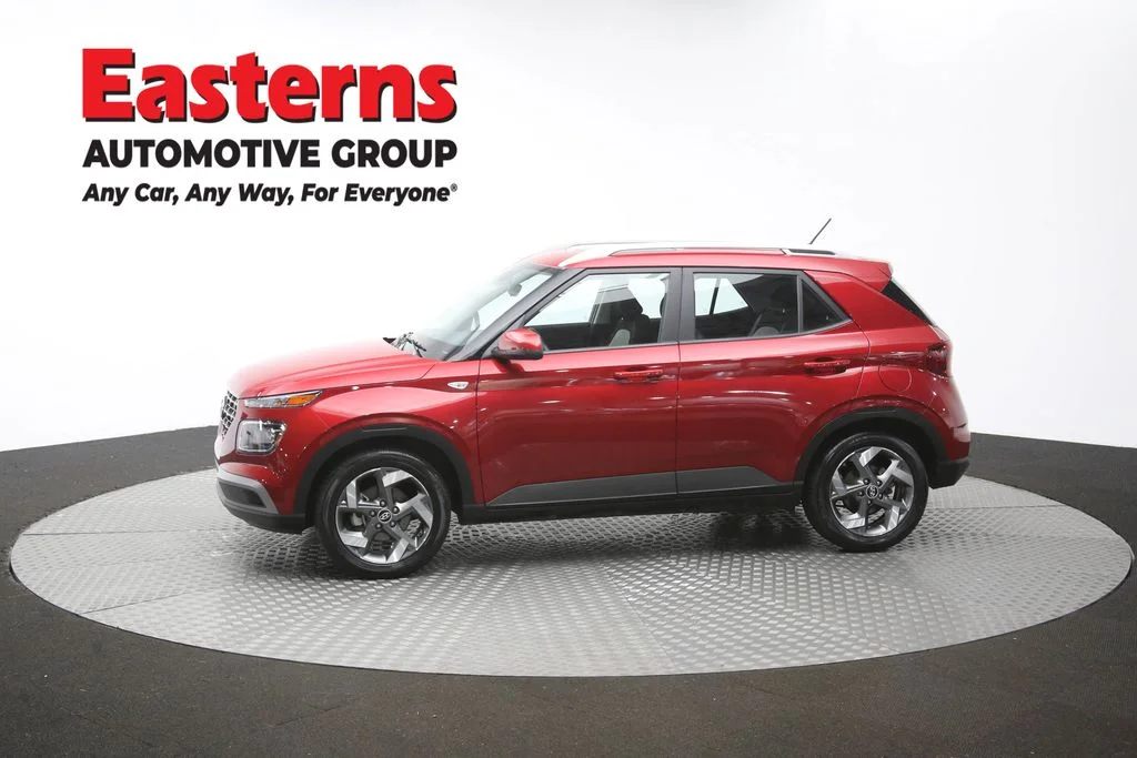 Used 2025 Red Hyundai SEL image 60